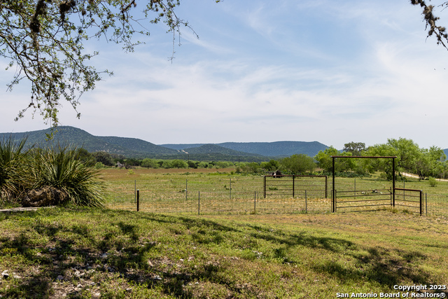 Listing photo id 21 for 5374 County Road 111 S