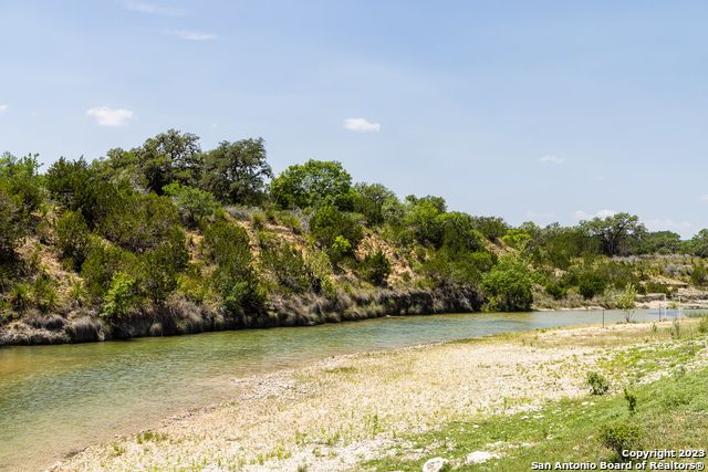 Listing photo id 3 for 5374 County Road 111 S