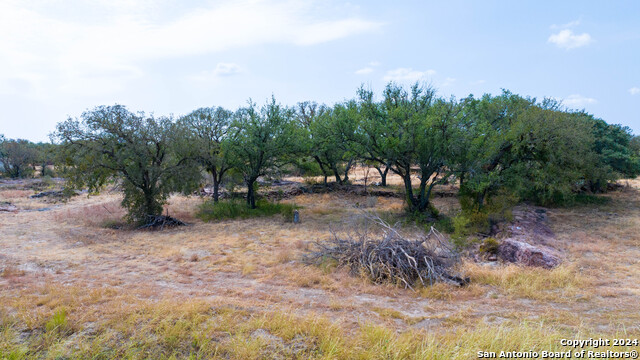 Image 13 of 27 For 11865 Ranch Road 152 W