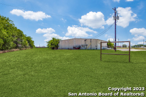 Listing photo id 11 for 2485 State Highway 46 N