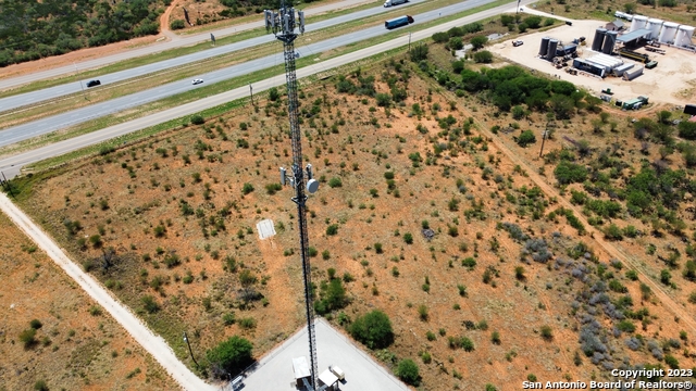 Image 12 of 47 For 2112 Interstate 35 S