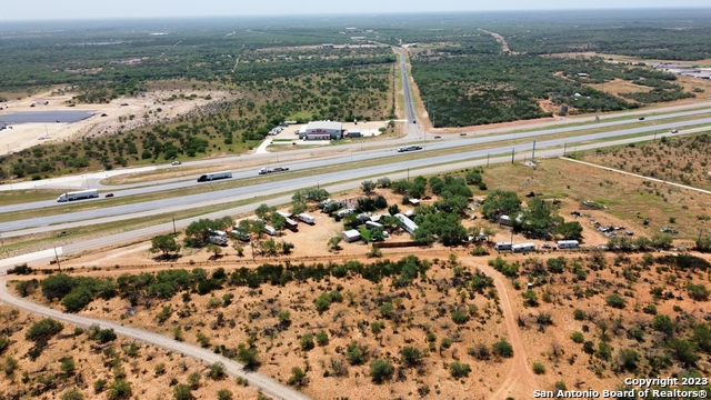 Image 13 of 47 For 2112 Interstate 35 S