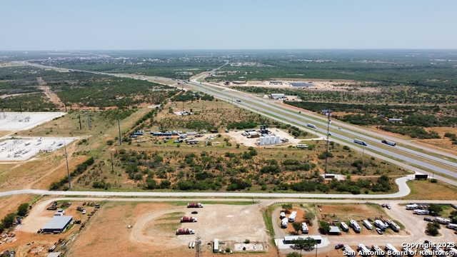 Image 3 of 47 For 2112 Interstate 35 S