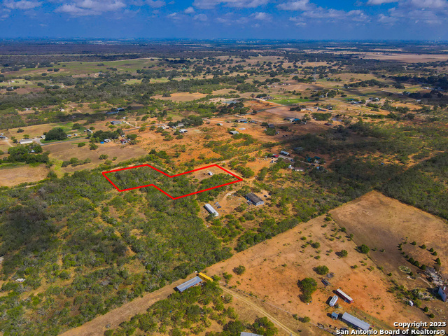 Details for 600 Country Breeze, Floresville, TX 78114