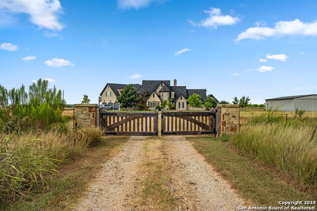 Image 6 of 66 For 2538 County Road 223