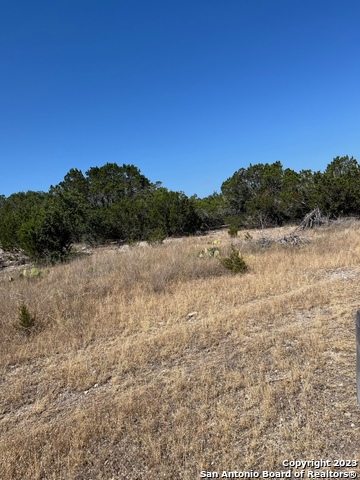 Listing photo id 12 for 405 Harrell-sanders Rd