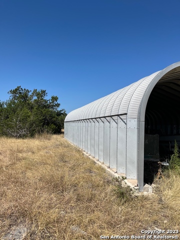Listing photo id 15 for 405 Harrell-sanders Rd