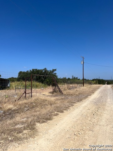 Listing photo id 1 for 405 Harrell-sanders Rd