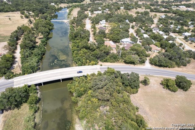 Image 33 of 47 For 609 River Rd