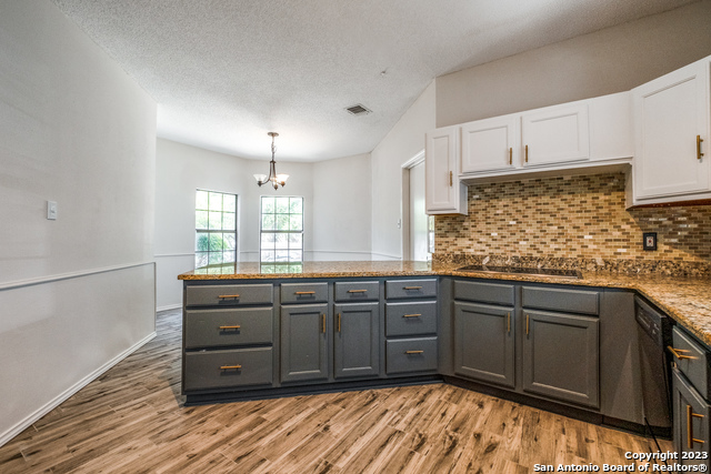 Image 10 of 25 For 16623 Crystal Glade