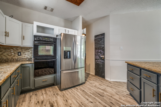 Image 11 of 25 For 16623 Crystal Glade