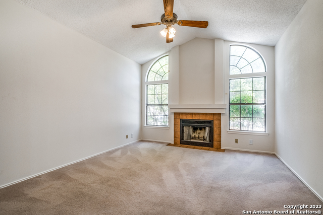 Image 14 of 25 For 16623 Crystal Glade