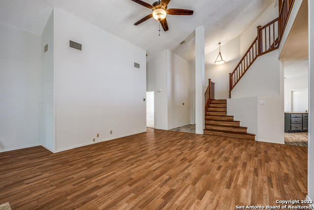 Image 7 of 25 For 16623 Crystal Glade