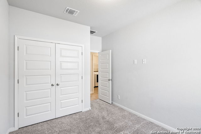 Image 20 of 33 For 22139 Approach