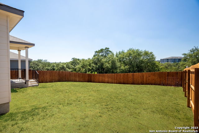 Image 32 of 33 For 22139 Approach