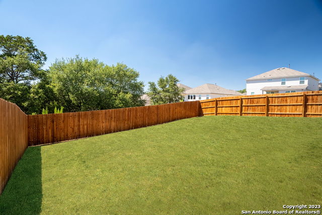 Image 33 of 33 For 22139 Approach