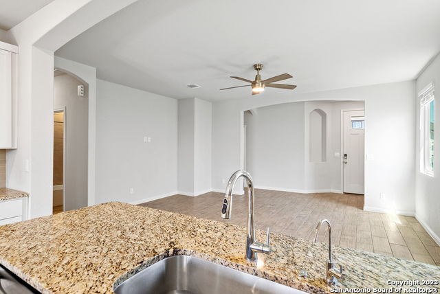 Image 9 of 33 For 22139 Approach