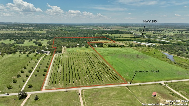 Image 11 of 21 For 640 Luckenbach Rd