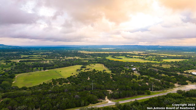 Image 14 of 20 For 2186 Fm 470  