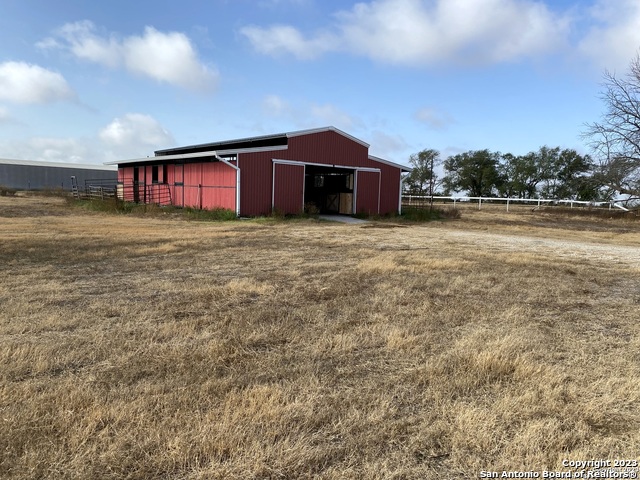 Listing photo id 25 for 2667 County Road 134