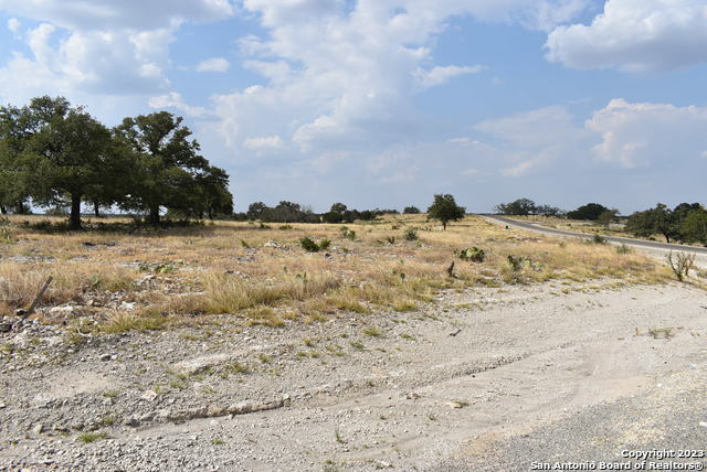 Image 26 of 27 For 000 Cattlemans Crossing Drive