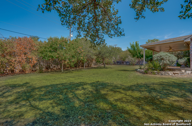 Listing photo id 31 for 18510 Emerald Forest Dr