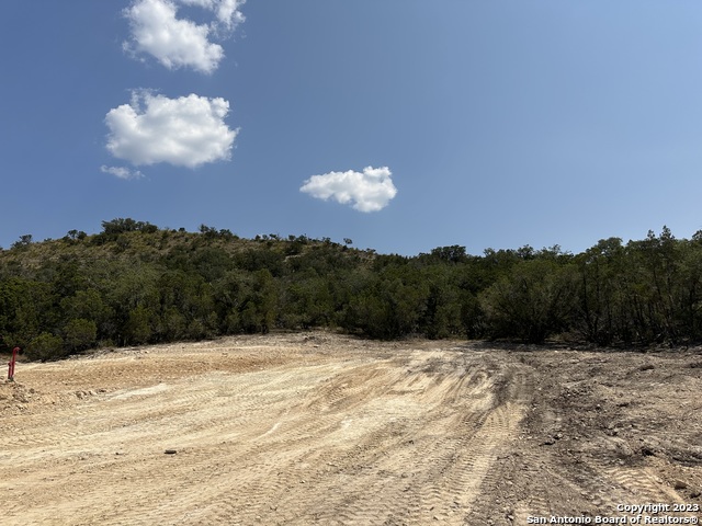 Image 8 of 10 For 581 Sendera Valley Drive