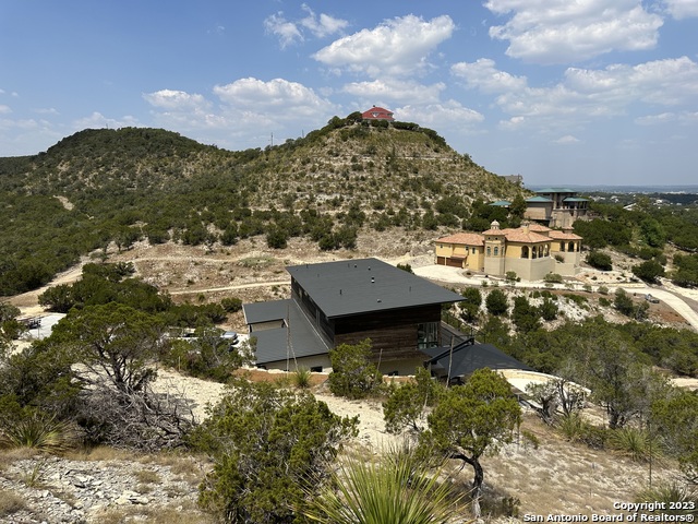 Image 8 of 18 For 561 Sendera Valley Drive