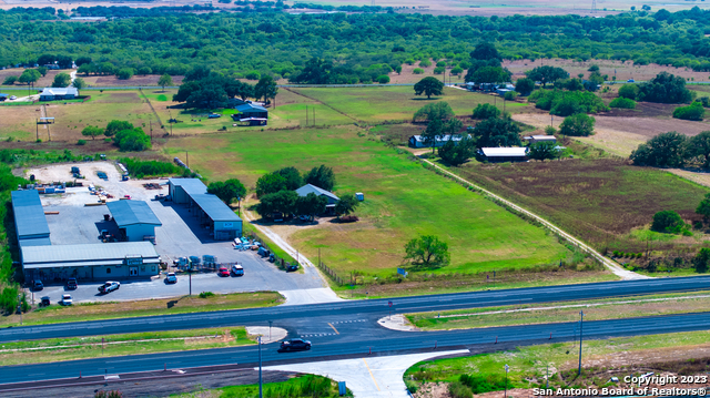 Image 10 of 20 For 1161 Us Highway 181 S