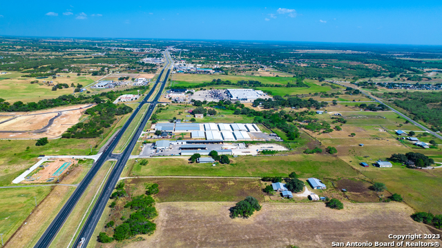 Image 5 of 20 For 1161 Us Highway 181 S