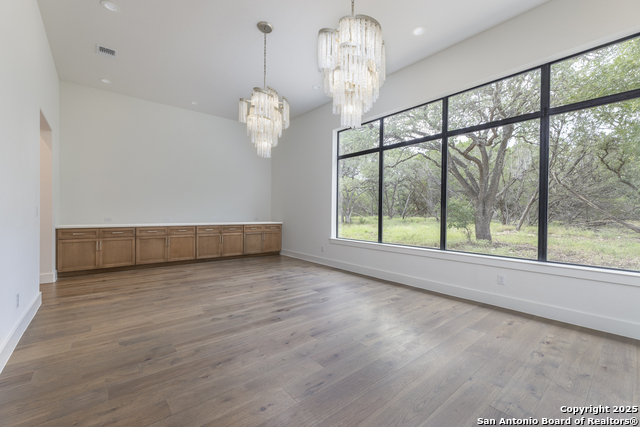 Listing photo id 5 for 3015 Wellesley Key