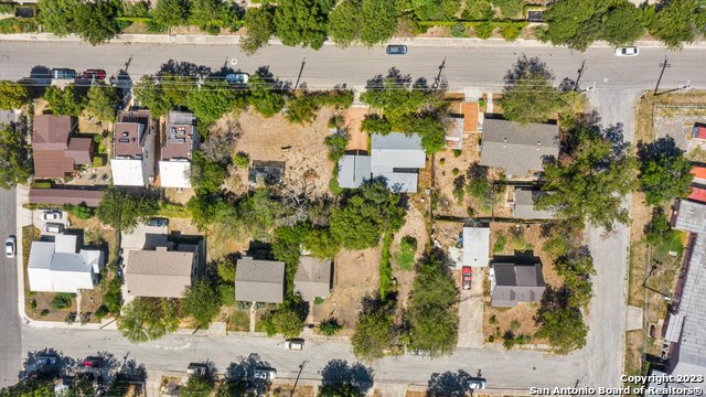 Listing photo id 9 for 316 Pinckney St