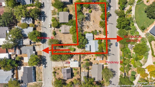 Listing photo id 1 for 316 Pinckney St