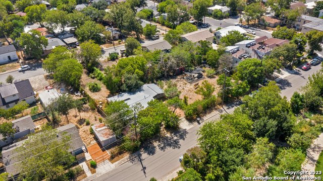 Listing photo id 6 for 316 Pinckney St