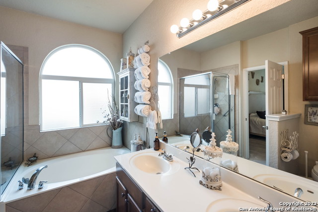 Image 13 of 19 For 12050 Texana Cove