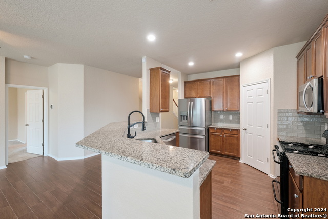 Image 4 of 19 For 12050 Texana Cove