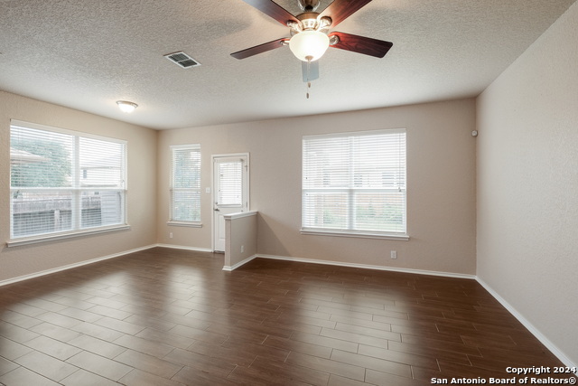 Image 7 of 19 For 12050 Texana Cove