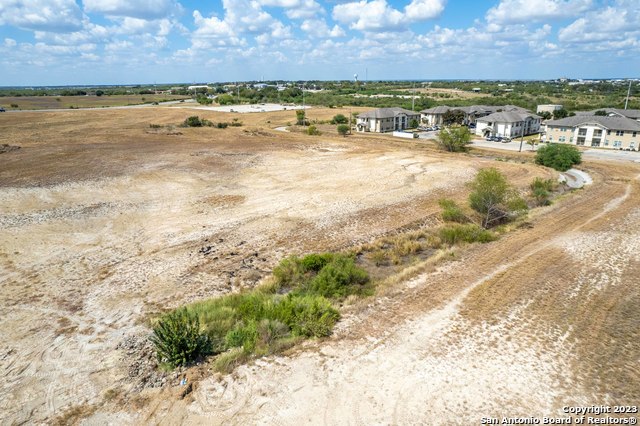 Image 11 of 29 For +-- 18 Acres Highway 181 Behind Stripes