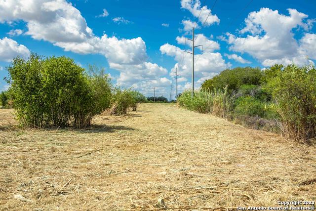 Image 25 of 29 For +-- 18 Acres Highway 181 Behind Stripes