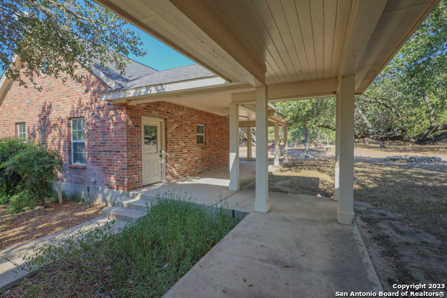 Image 40 of 65 For 2611 Kangaroo Ct