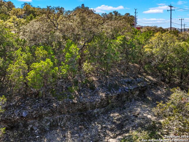 Image 14 of 16 For 502 Winding Ravine