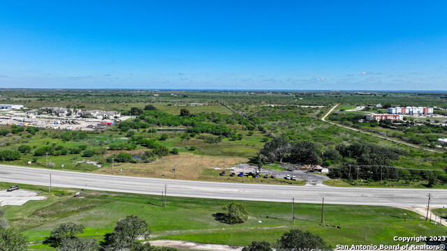 Image 10 of 11 For 4529 Us-181 S