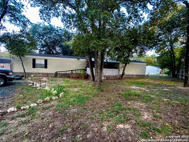 Details for 3911 Anaqua Dr, Elmendorf, TX 78112