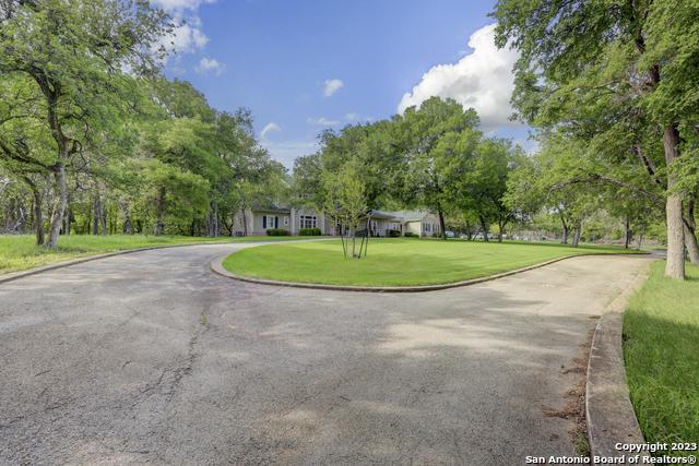 Listing photo id 26 for 600 Indian Creek Ln