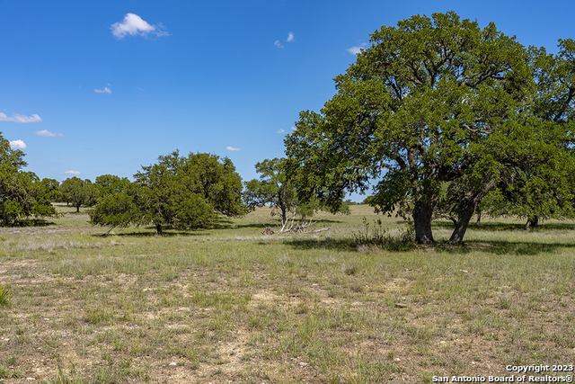 Image 9 of 22 For 855 Lindig Ranch Rd