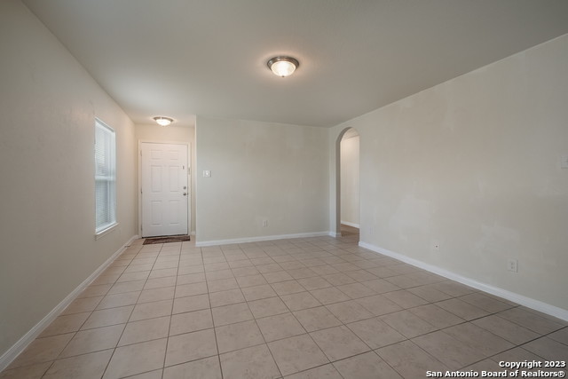 Image 5 of 23 For 7011 Capeshaw