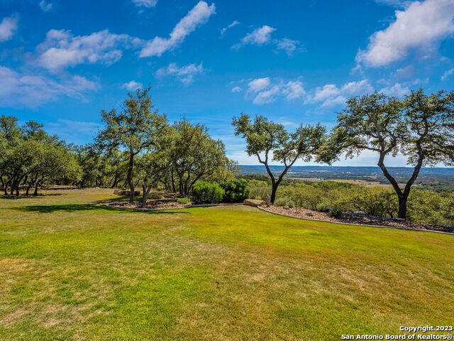 Listing photo id 39 for 143 Spanish Pass Rd