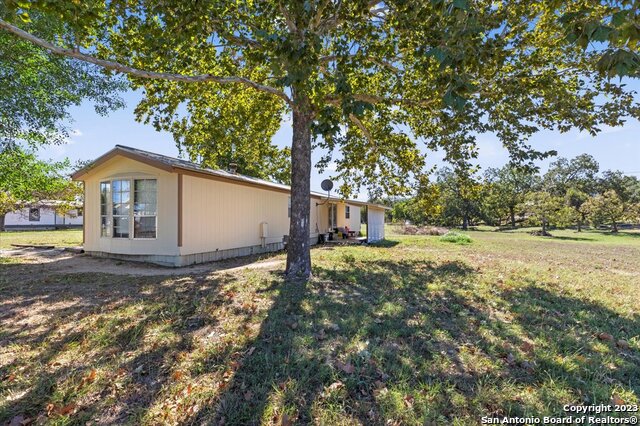 Details for 1411 B Democrat Street, Blanco, TX 78606