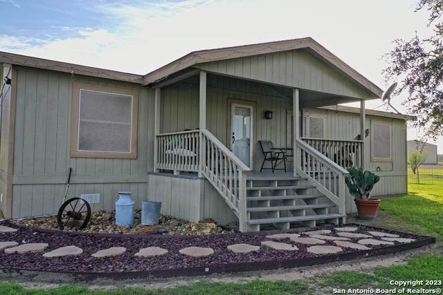 Listing photo id 19 for 21111 Fm 1303