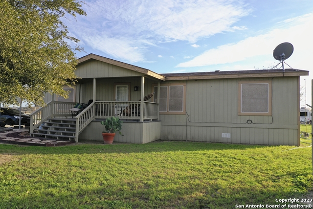 Listing photo id 20 for 21111 Fm 1303